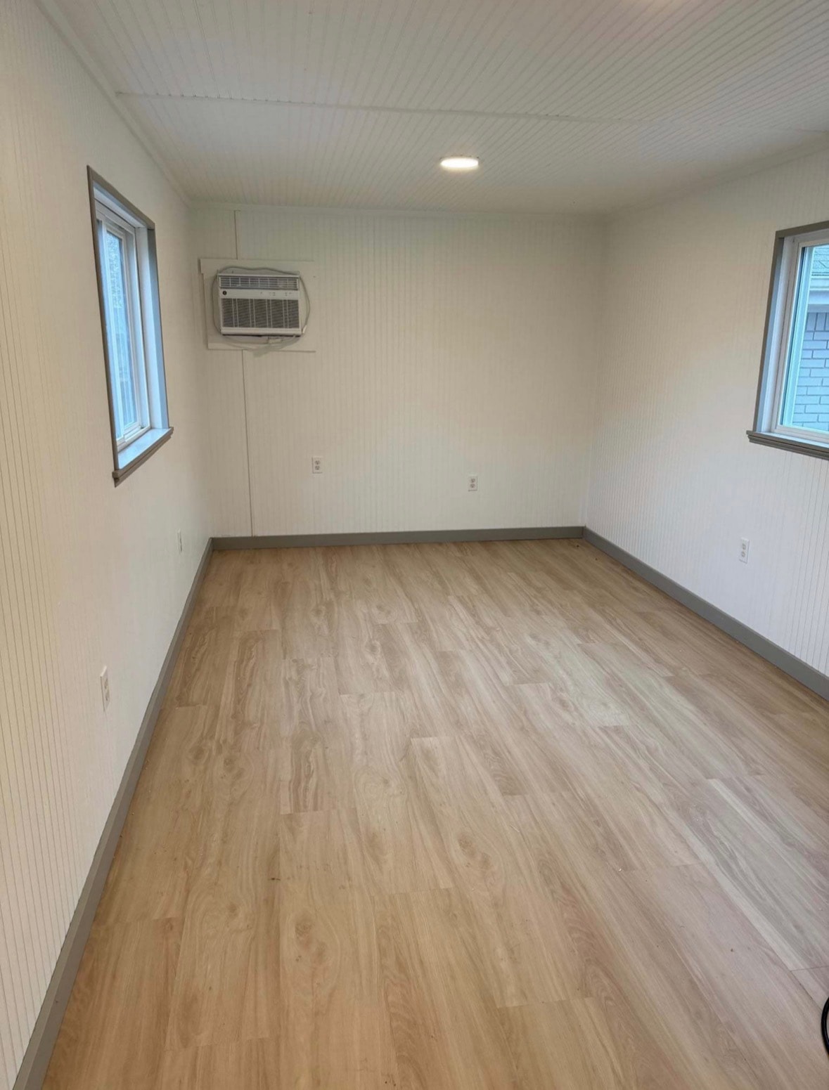 New Tiny Home Build 32x10 - Image 4 Thumbnail