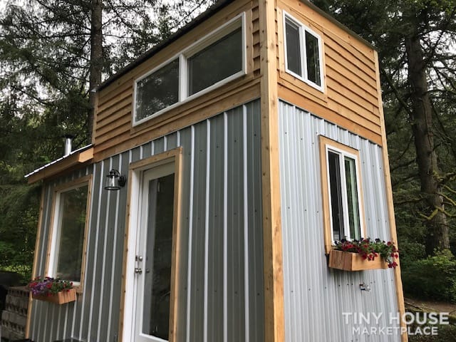 New Tiny House for Sale! - Image 2 Thumbnail