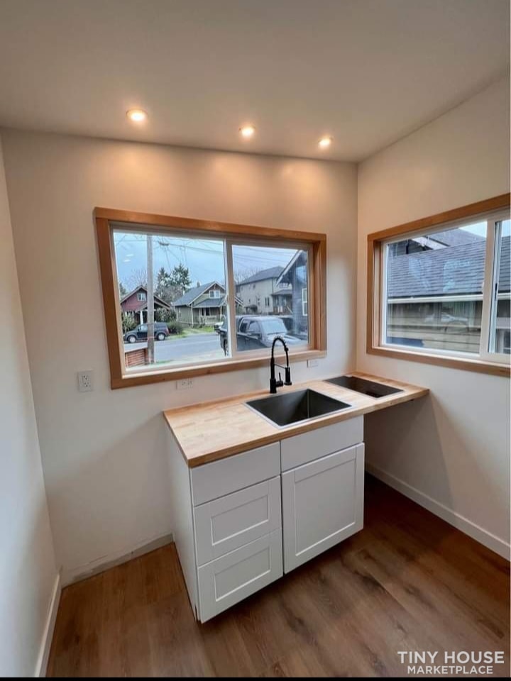 NEW Tiny House for sale - Image 3 Thumbnail