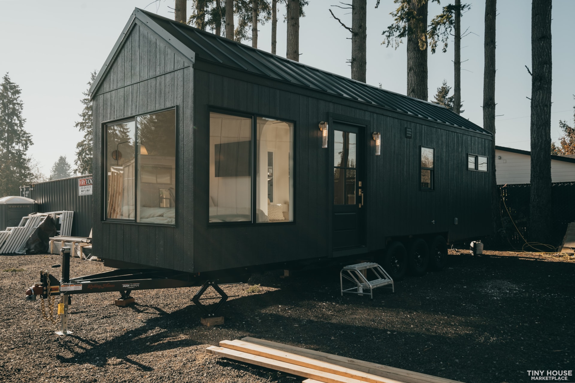 New Tiny House Ideal for sleeping, relaxing, cooking & working