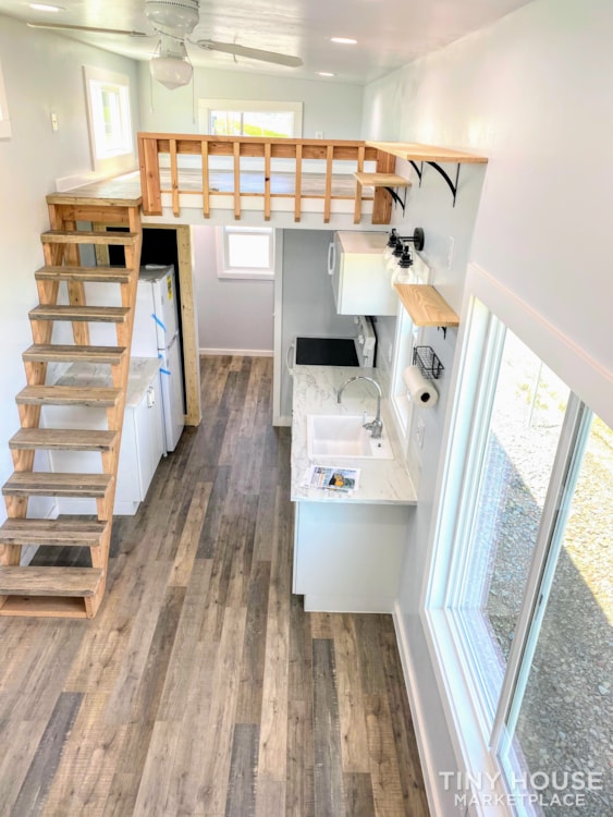 New Tiny House with parking available! - Image 3 Thumbnail