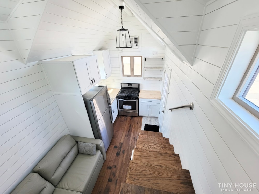 Newly Built Tiny House on 20’ Trailer - Image 3 Thumbnail
