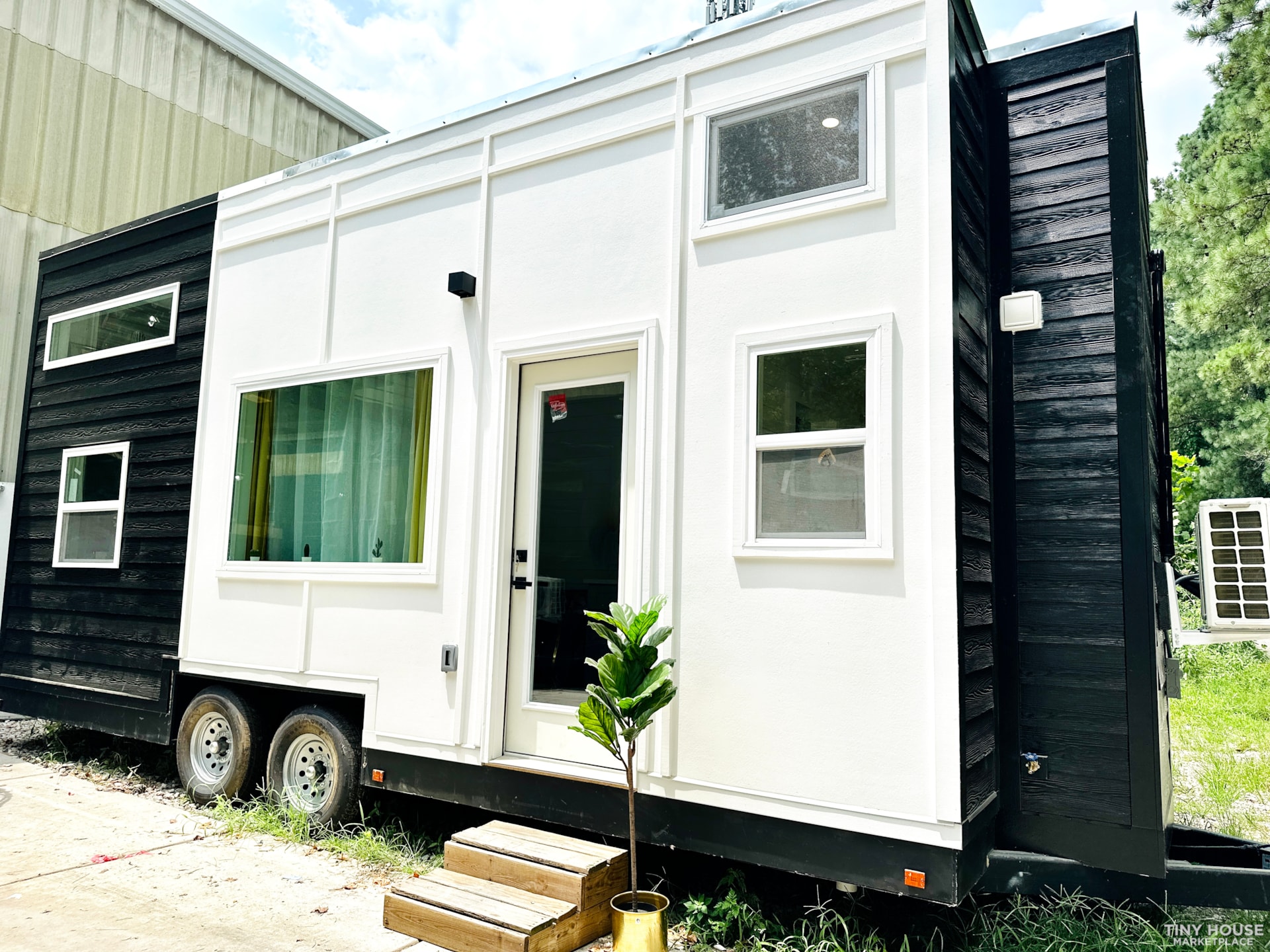 NOAH 24' THOW Available Now! - Image 3 Thumbnail