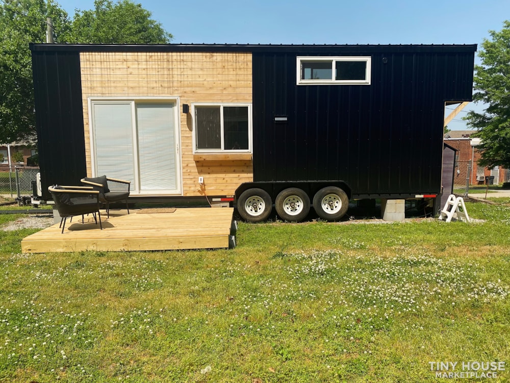 NOAH Certified - 28' Luxury Tiny Home on Wheels - Full Kitchen & Bathroom - Image 1 Thumbnail