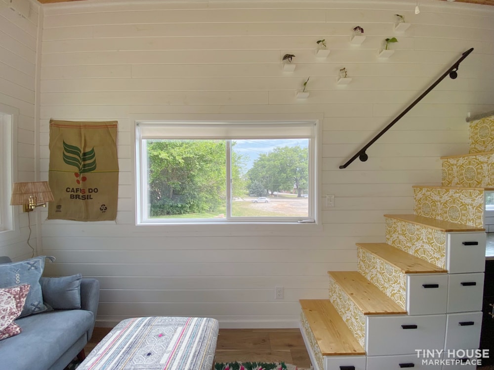 NOAH Certified - 28' Luxury Tiny Home on Wheels - Full Kitchen & Bathroom - Image 3 Thumbnail