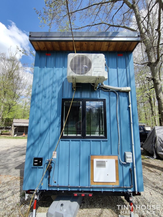NOAH Certified 8x16 retro industrial farm style Tiny Home - Sold - Image 4 Thumbnail