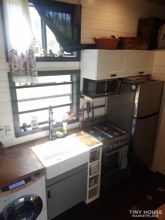 Nomad Tiny Home ( Tiny House ) - Image 4 Thumbnail
