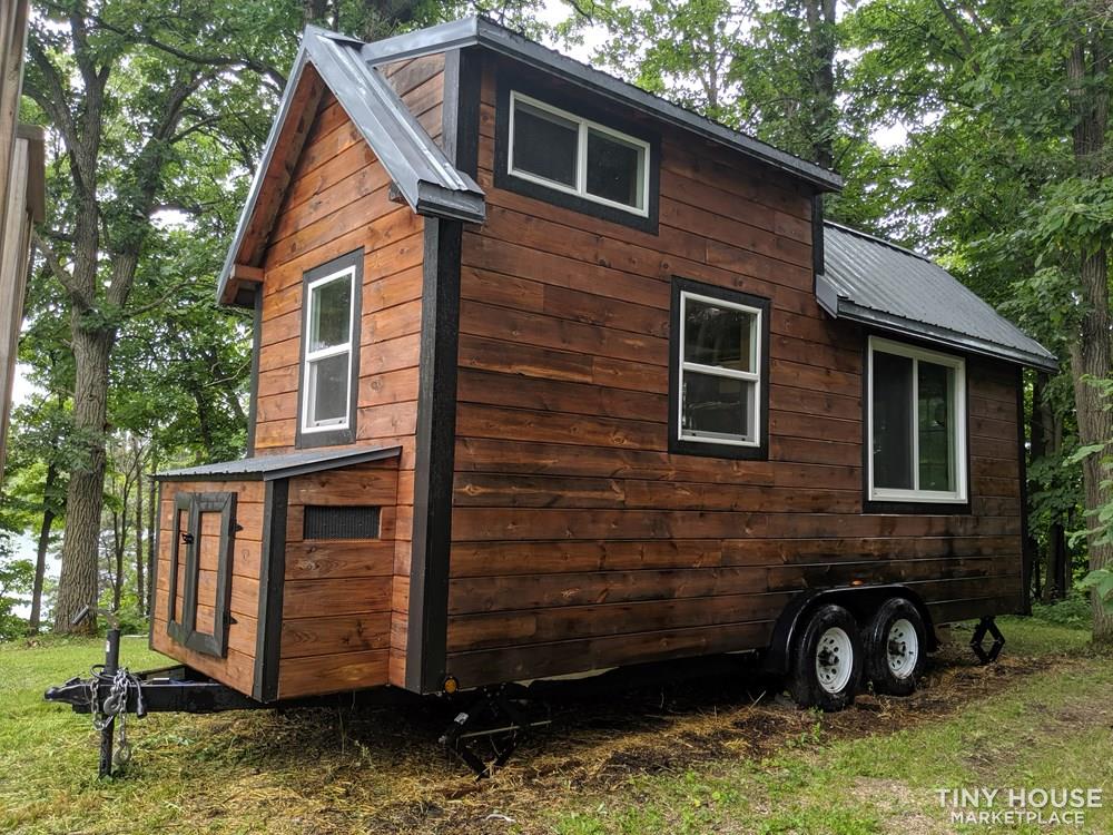 Northwoods Cottage Tiny House - Image 1 Thumbnail