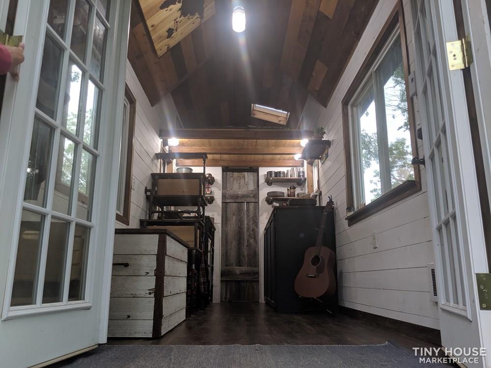 Northwoods Cottage Tiny House - Image 4 Thumbnail