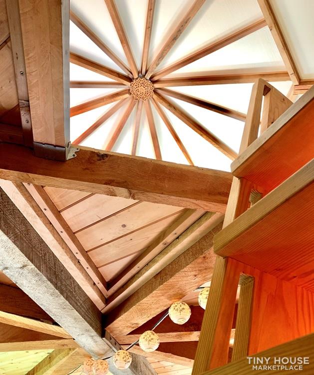 Octagon Earthen Eco Home - Movable One Of A Kind - Image 2 Thumbnail