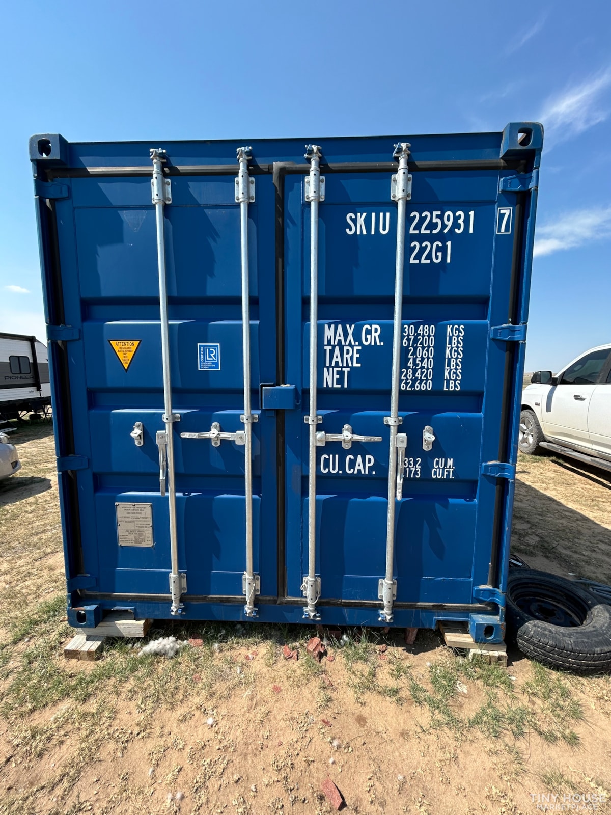 Off Grid 20ft Conex tiny home - Image 2 Thumbnail