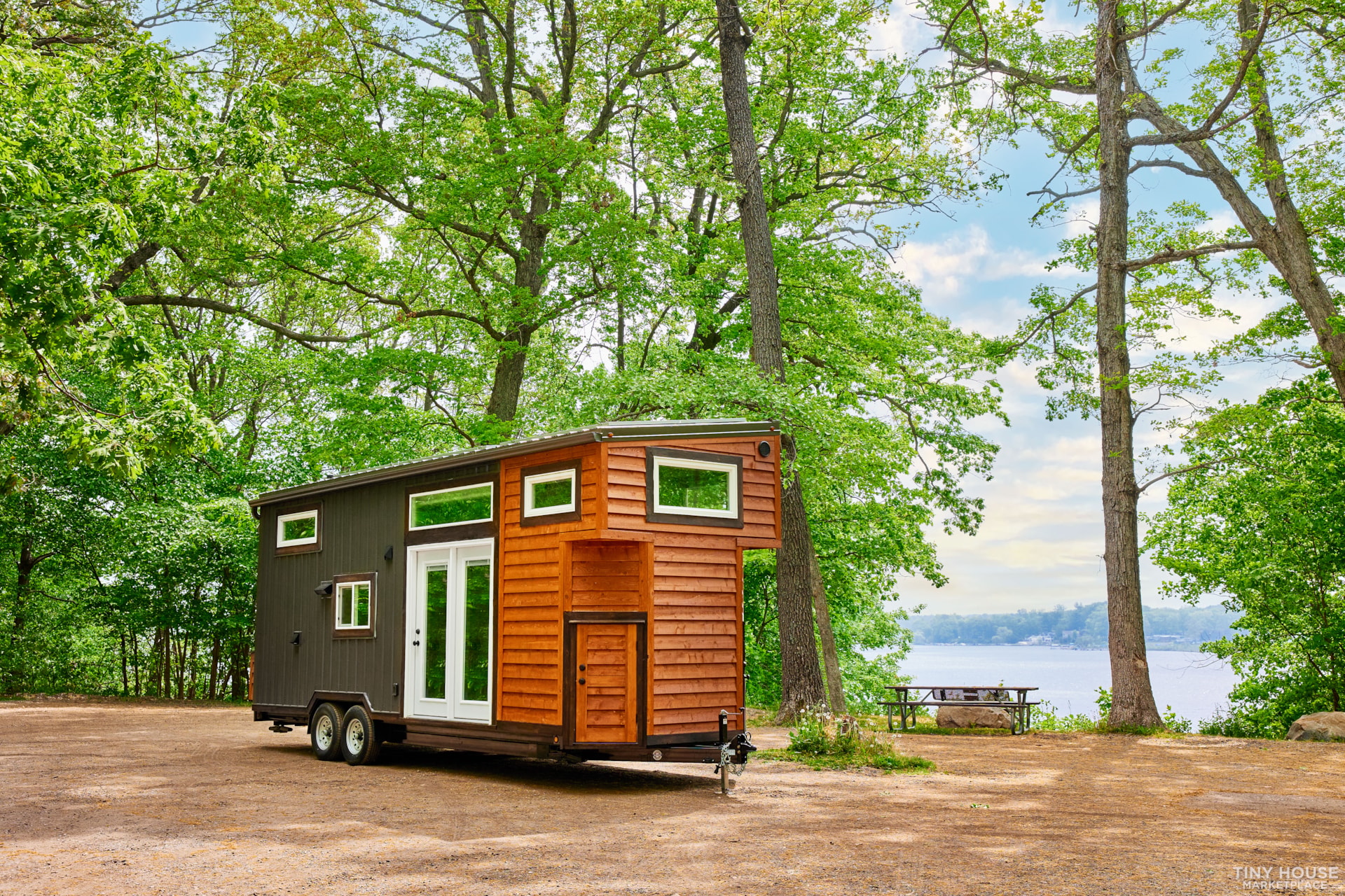 Off-Grid Luxury Home with Solar Power, Rain Water Collection/Purification & HRV  - Image 2 Thumbnail