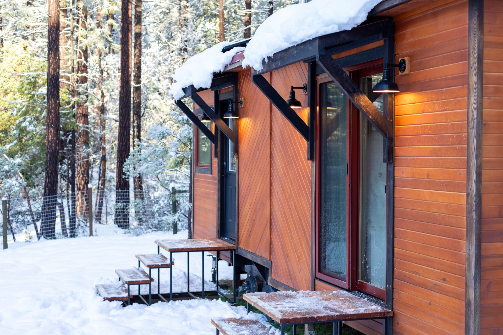 Off-Grid Luxury Mobile Double Office - Image 4 Thumbnail