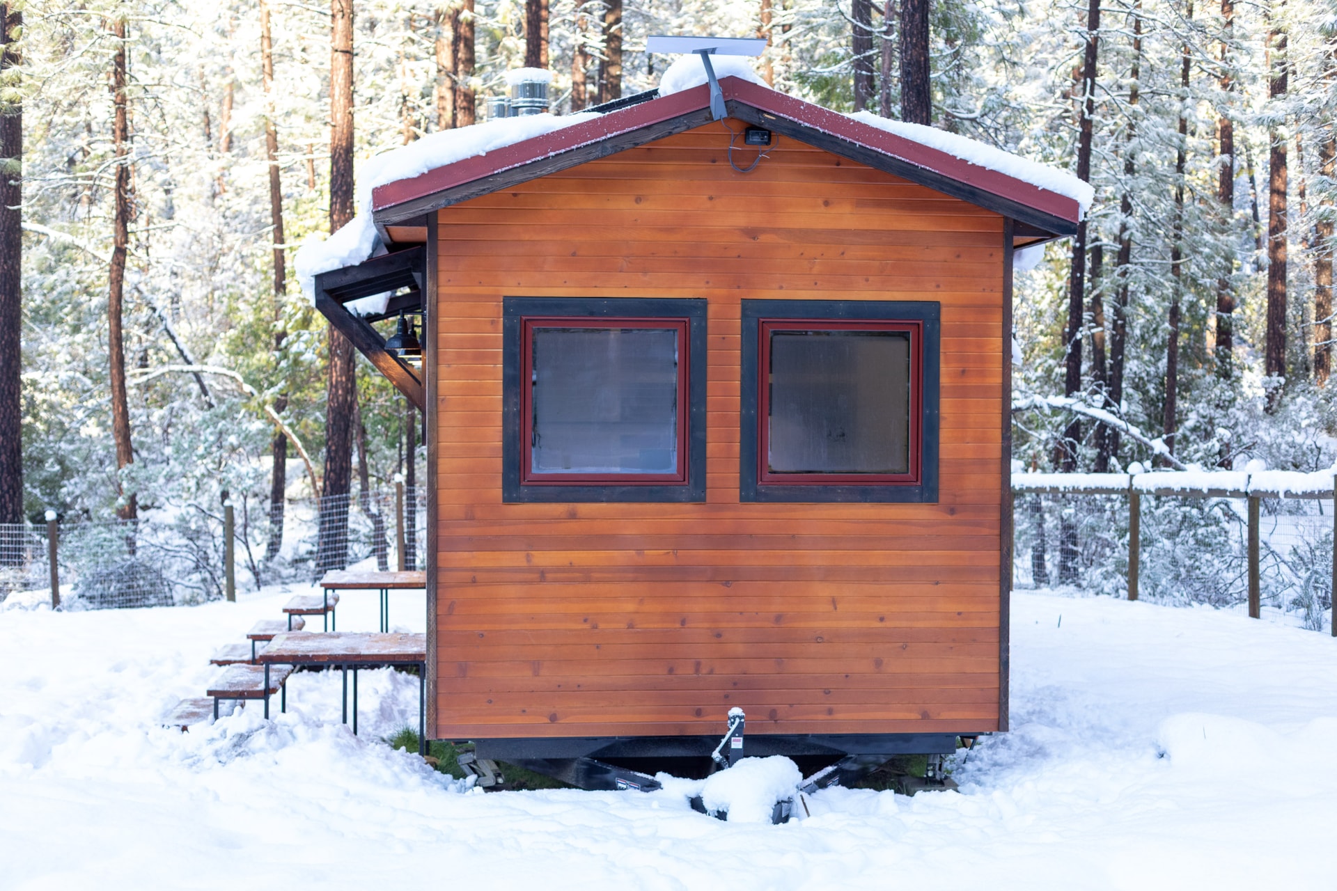 Off-Grid Luxury Mobile Double Office - Image 5 Thumbnail