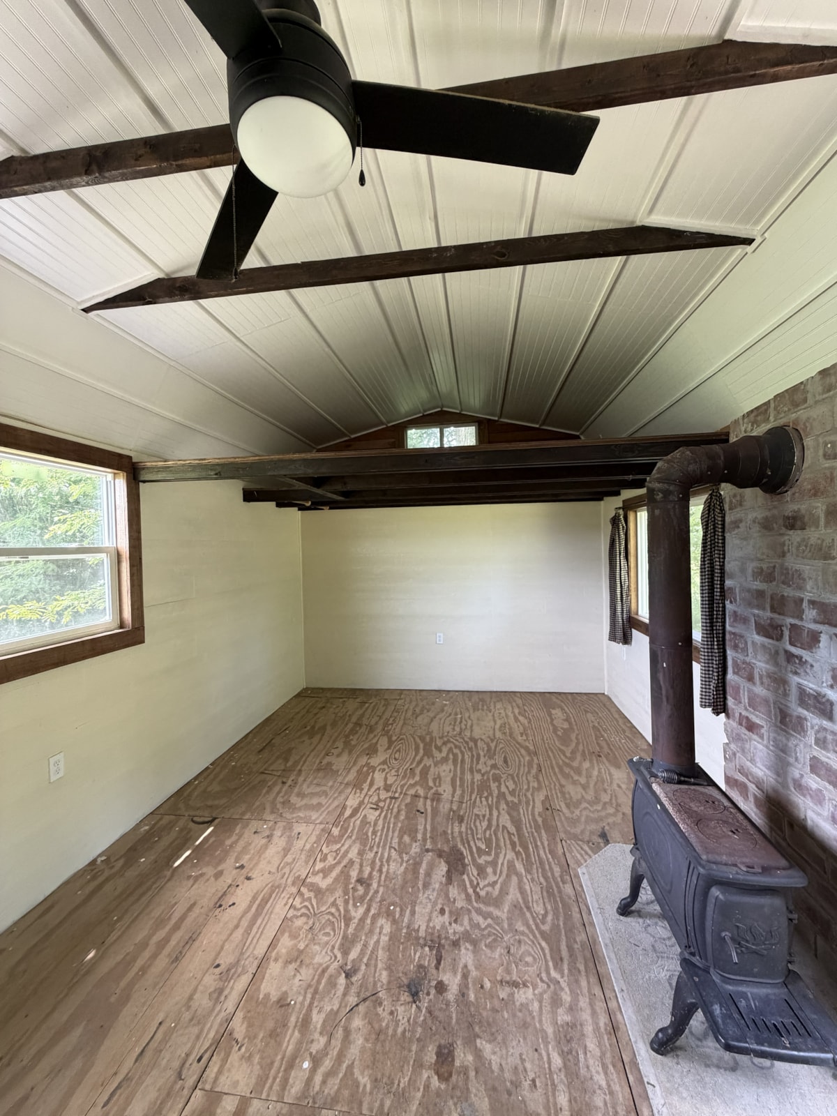Off-Grid Tiny Home / Cabin 12' x 24' - Image 2 Thumbnail
