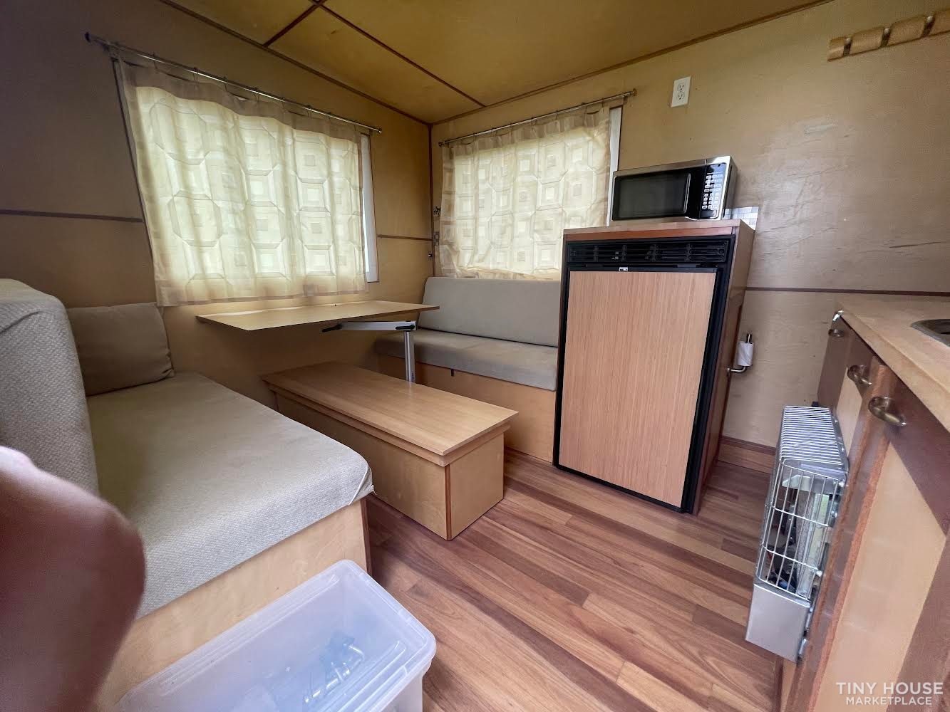 Off Grid Tiny Home/Modern Backyard Studio/Truck Camper - Image 4 Thumbnail
