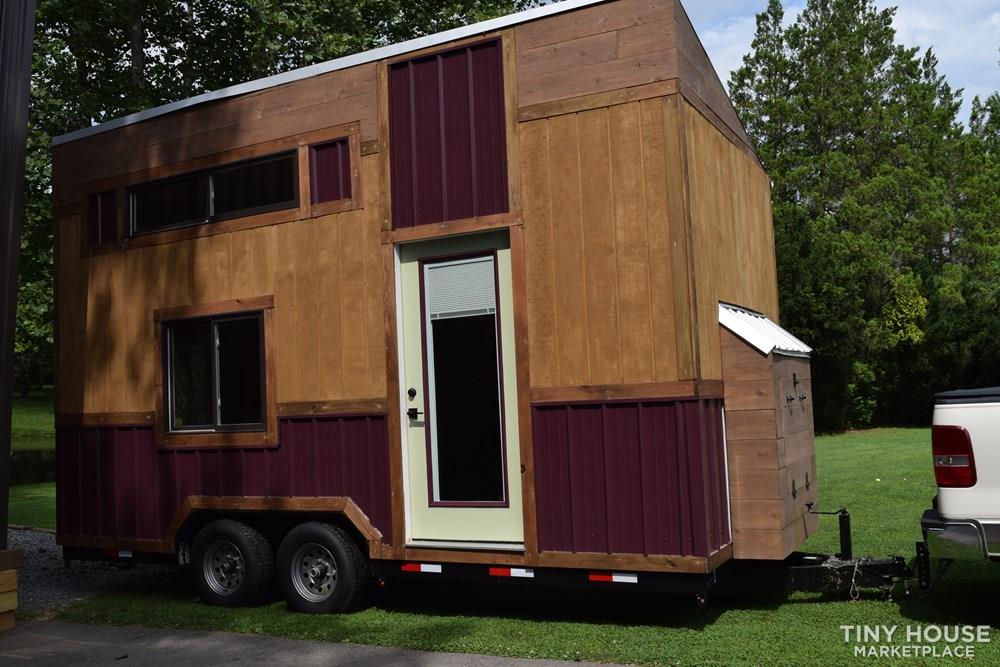Off-Grid Tiny House