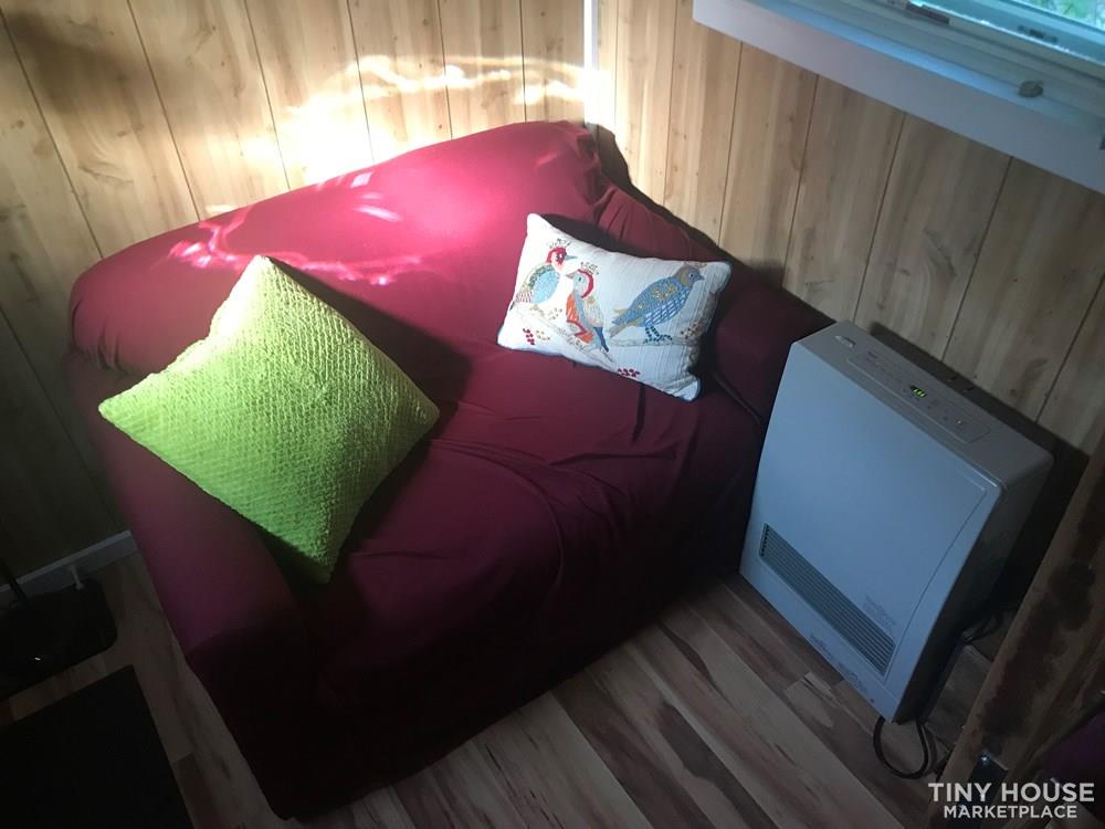 Off Grid Tiny House on Wheels  - Image 4 Thumbnail