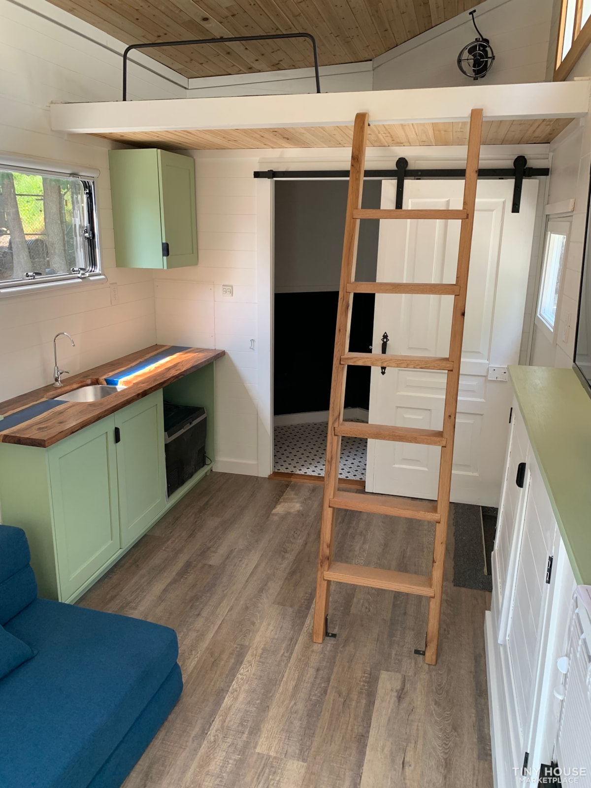 Off Grid Tiny House with Flare  - Image 3 Thumbnail