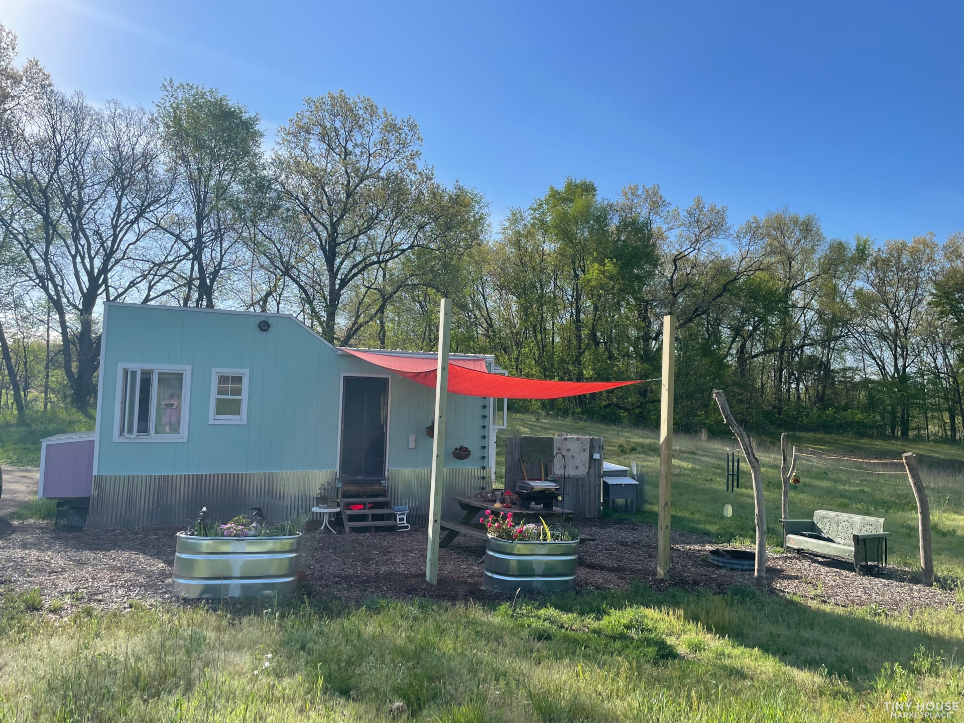 26’ THOW Off Grid VINned Fairytale 