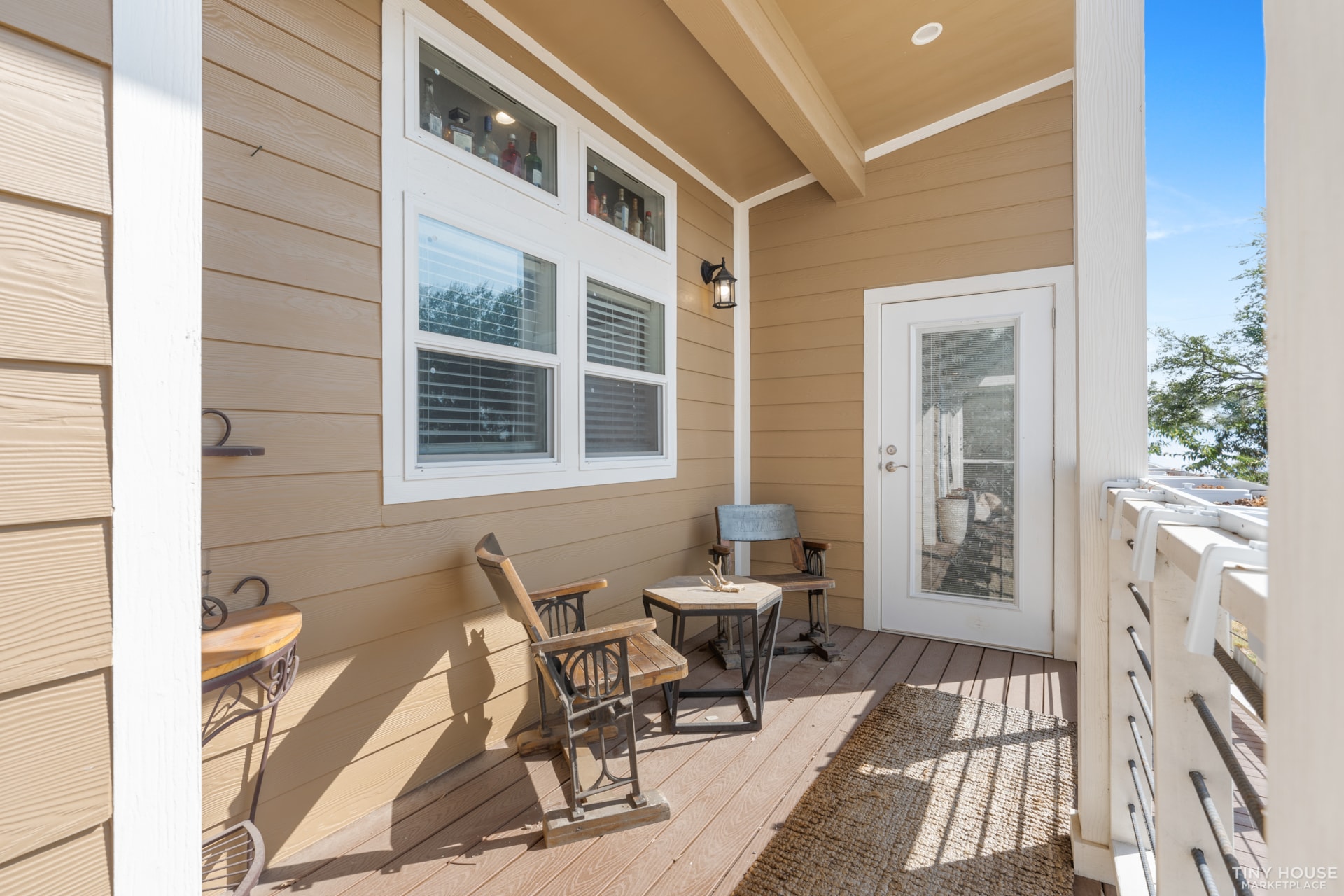 One level luxury home - Image 3 Thumbnail