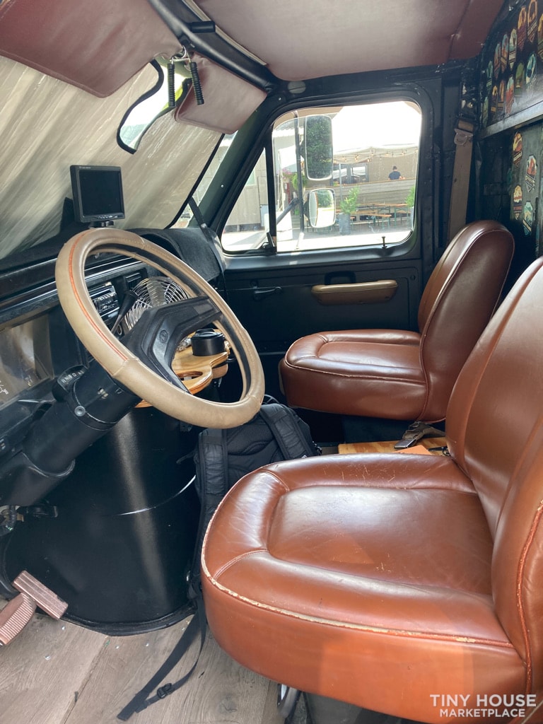 One-Of-A-Kind custom built Box Truck Tiny House - Betsy the Box Truck! - Image 3 Thumbnail