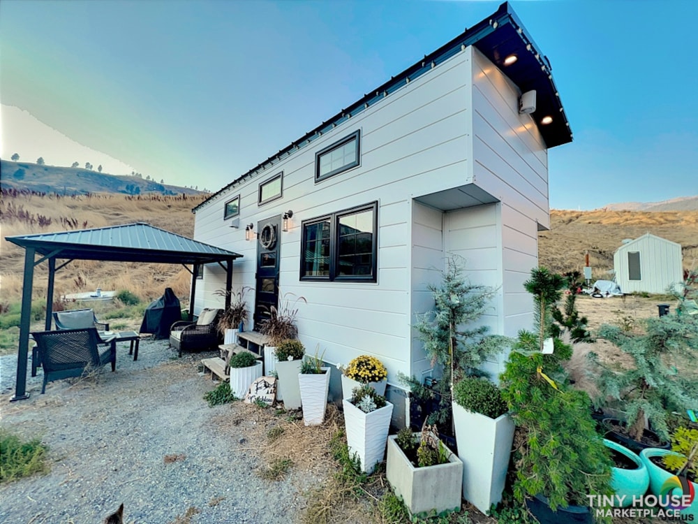 SALE PENDING - One of a kind custom built tiny home!  - Image 2 Thumbnail