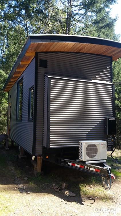 One of a kind Tiny House - Image 2 Thumbnail