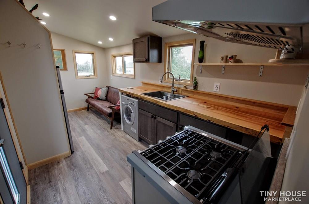 One of a Kind Tiny House in Bozeman, MT (Brand New) - Image 3 Thumbnail
