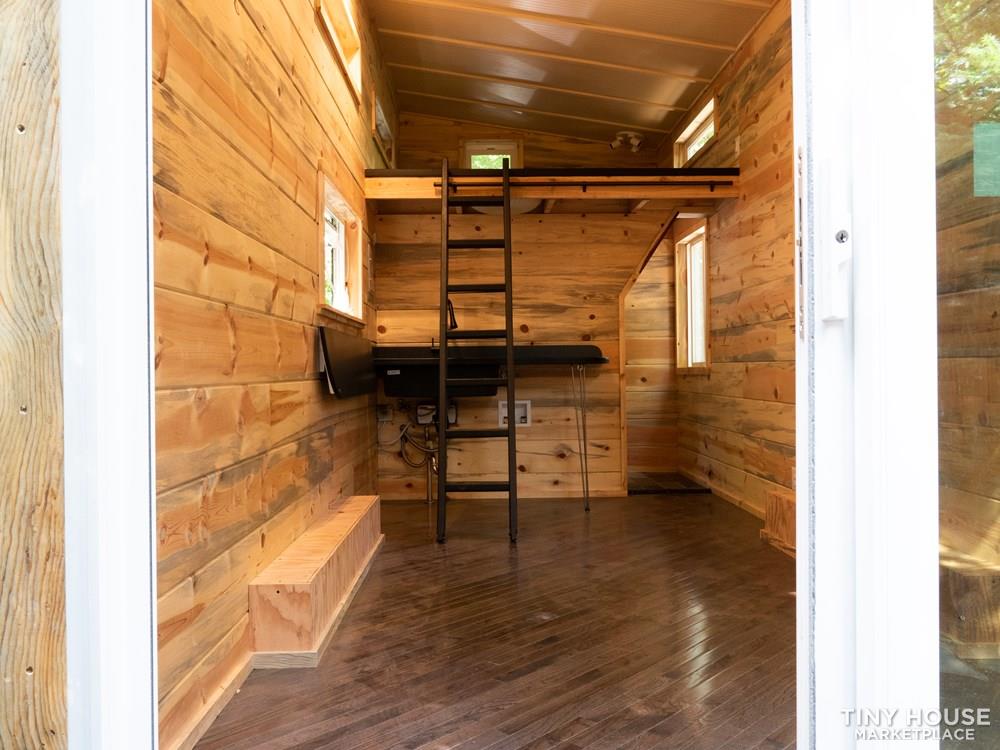 Lux Tiny Home on Wheels...financing available! - Image 4 Thumbnail
