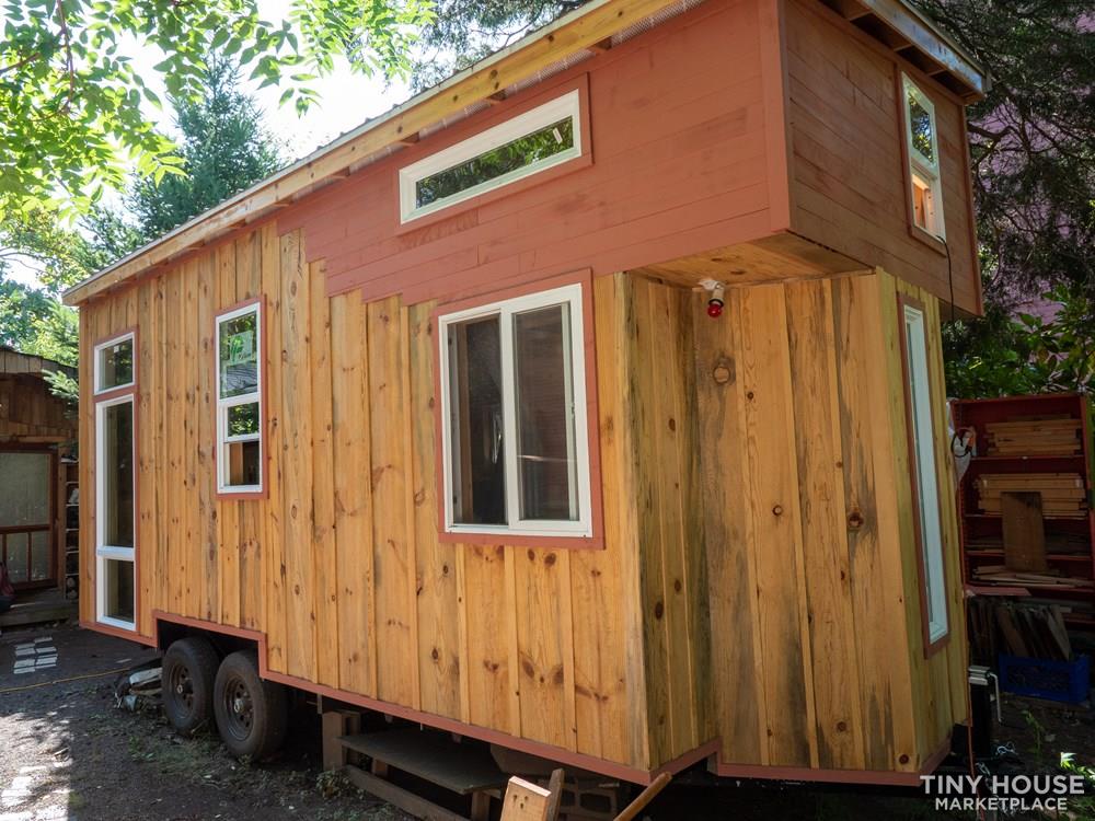 Lux Tiny Home on Wheels...financing available! - Image 2 Thumbnail