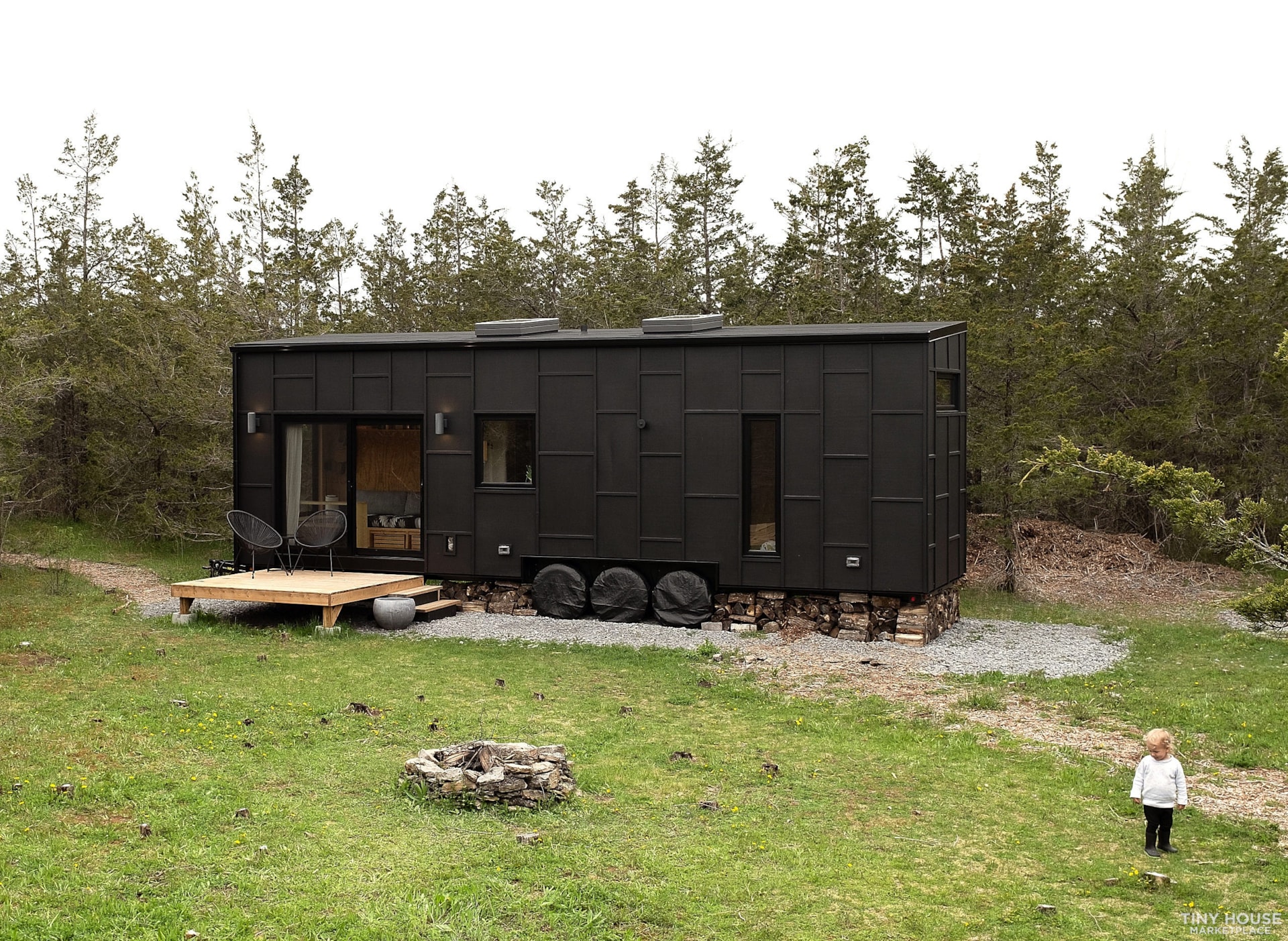 P01 Instead Modern Minimalist Tiny Home on Wheels - Image 2 Thumbnail