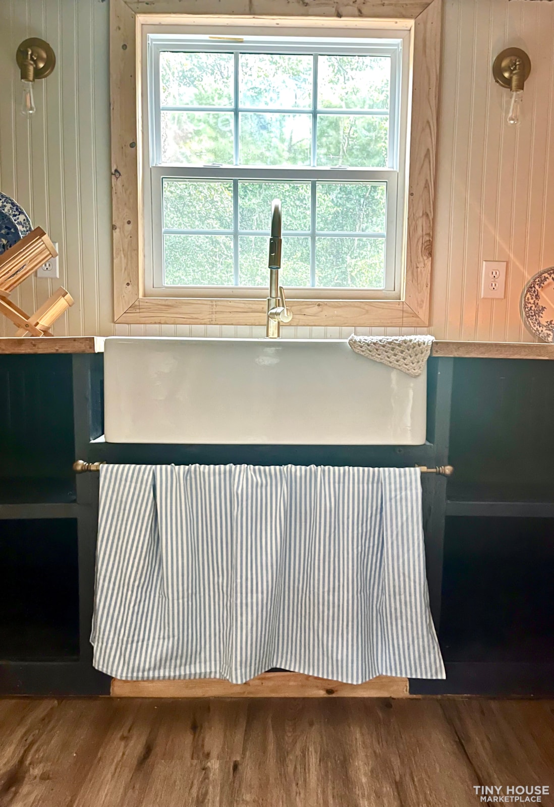 Park Model Tiny House Cottage  - Image 3 Thumbnail