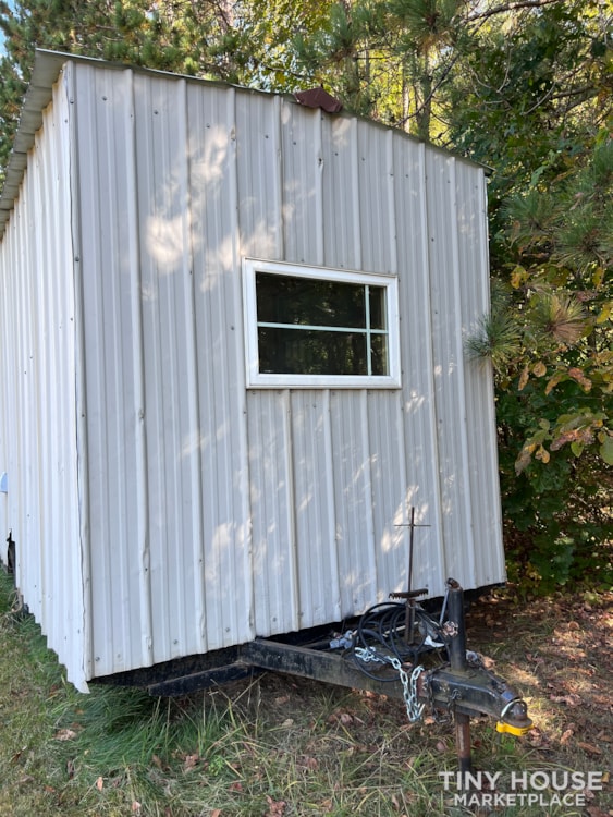 Perfect Tiny House Project! Great Screened-In Porch! - Image 4 Thumbnail