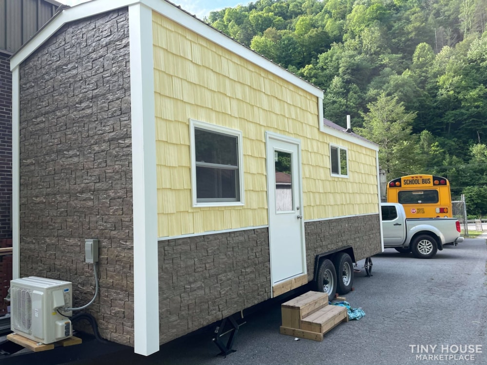  (SOLD!) New 24' Tiny House KVEC Phelps - Image 2 Thumbnail