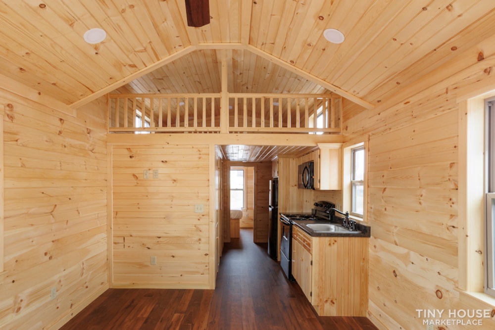 Pocono Park Model / Tiny Home For Sale  - Image 3 Thumbnail