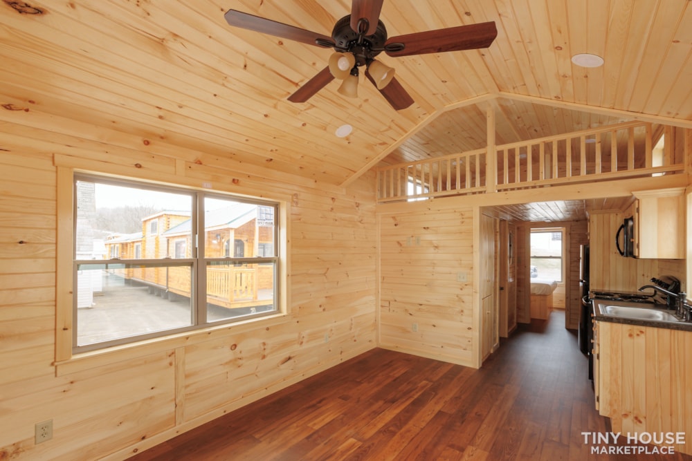 Pocono Park Model / Tiny Home For Sale  - Image 4 Thumbnail