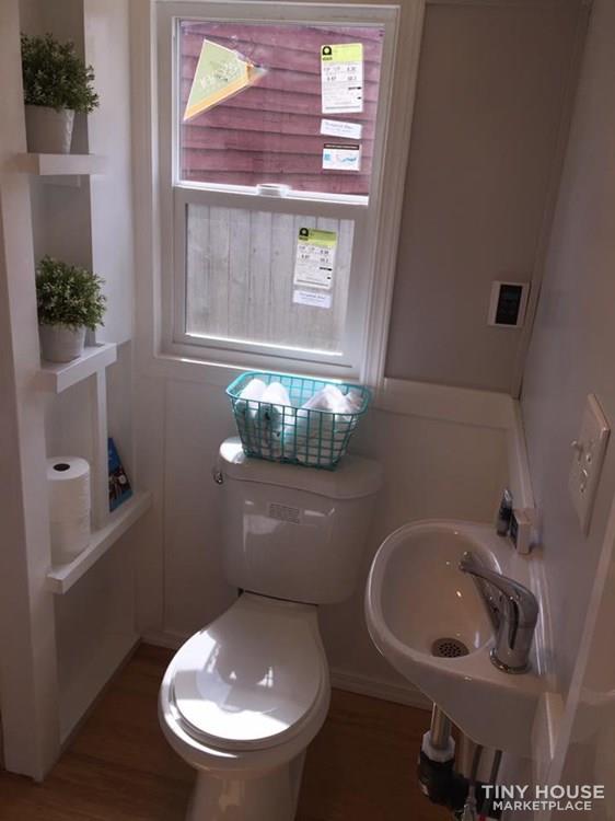 Portland Tiny House - Image 3 Thumbnail