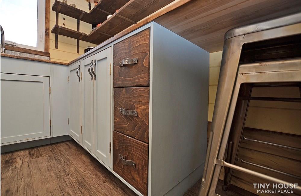 Professionally built 420sqft beautiful tiny home 