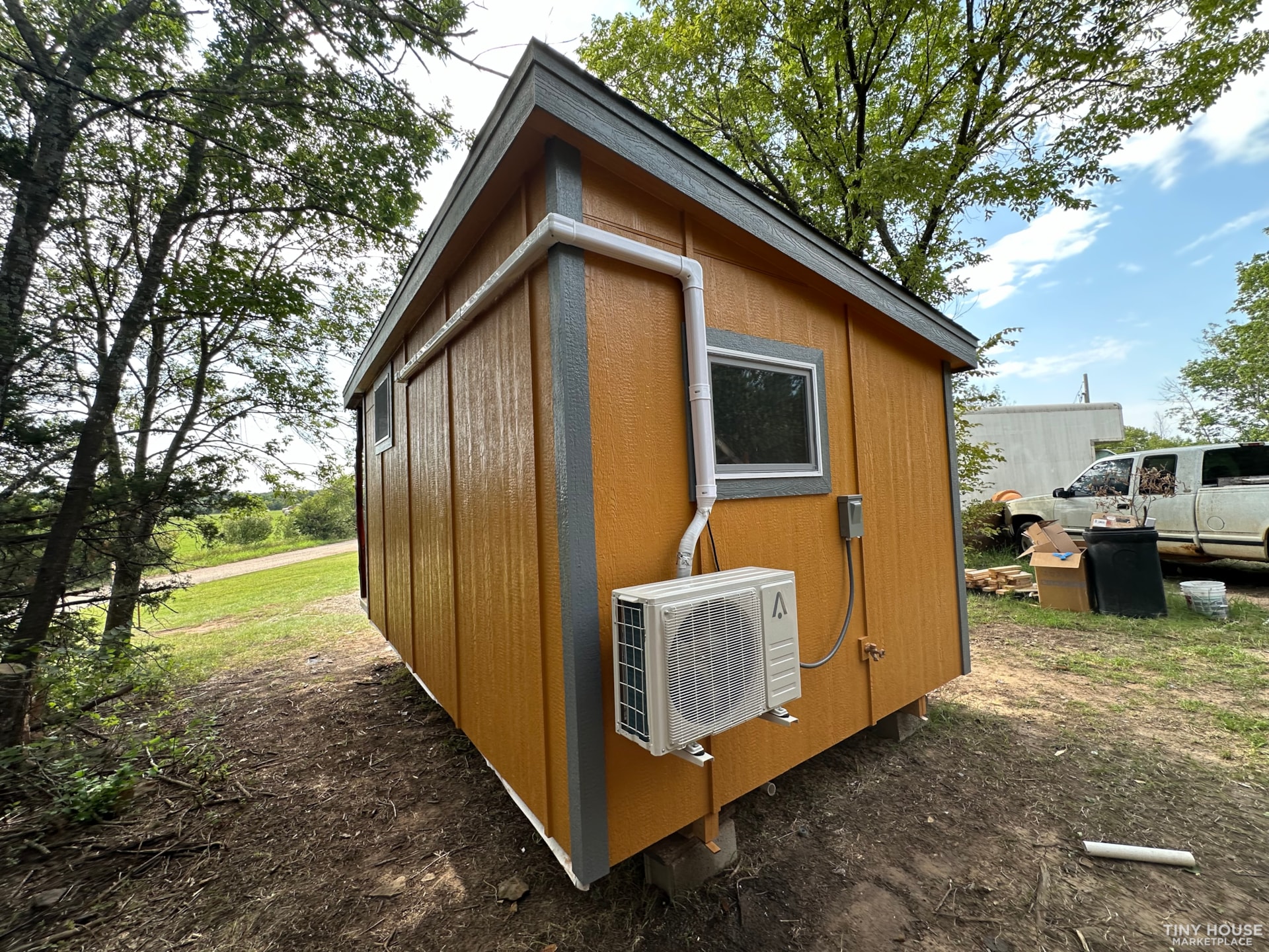 Red Dawn Tiny Home - Image 2 Thumbnail