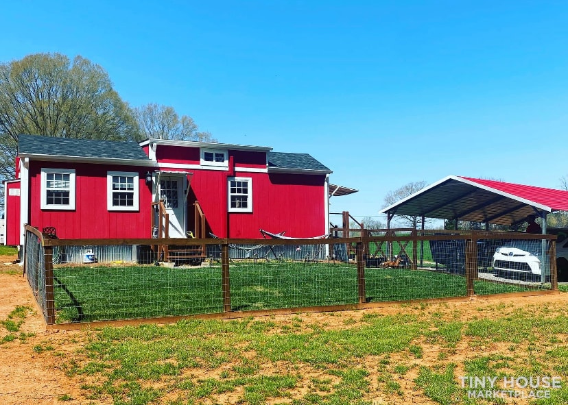 Red Oak Tiny House - Image 1 Thumbnail