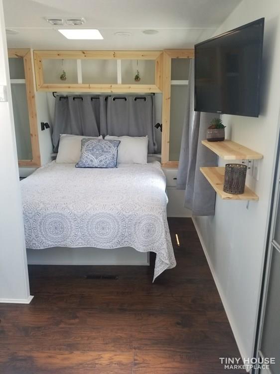Remarkable Tiny House - Image 2 Thumbnail