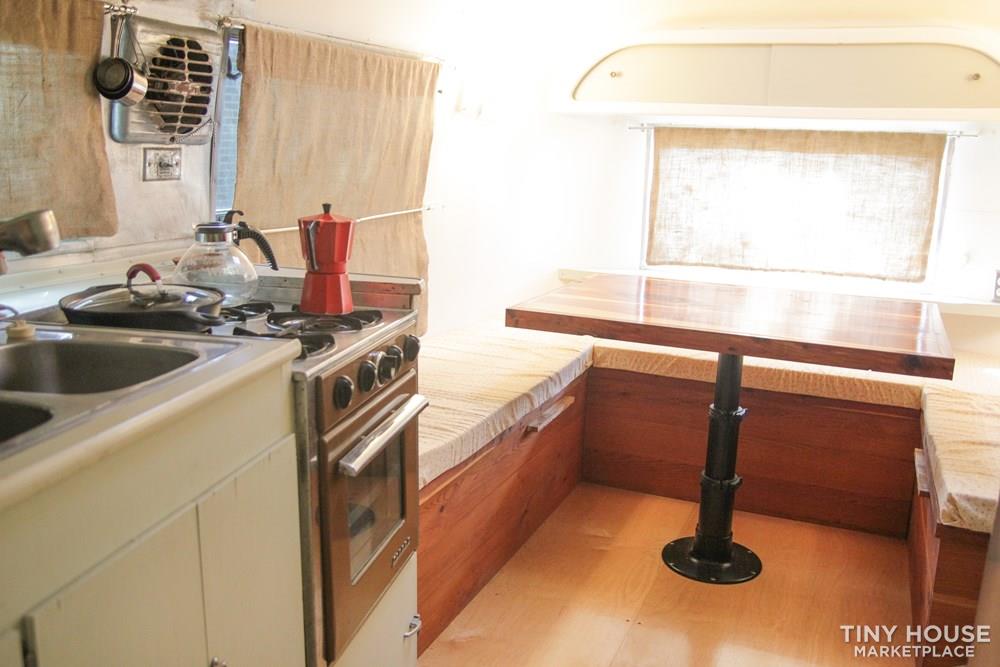 Restored Vintage 1963 Airstream Overlander - alternative Tiny House - Image 4 Thumbnail
