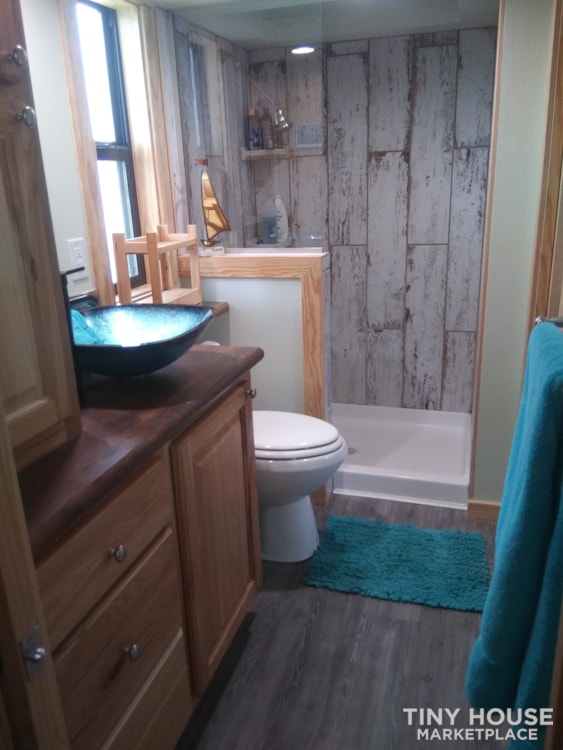 Rockport, TX Tiny Home Great Water Views near Copano Bay - Image 3 Thumbnail