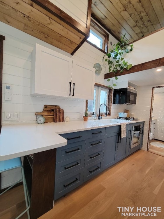 Rocky Mountain tiny homes 28ft Tiny house  - Image 4 Thumbnail
