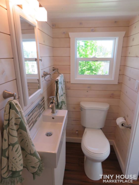 Roomy Retreat Tiny Home - Image 4 Thumbnail