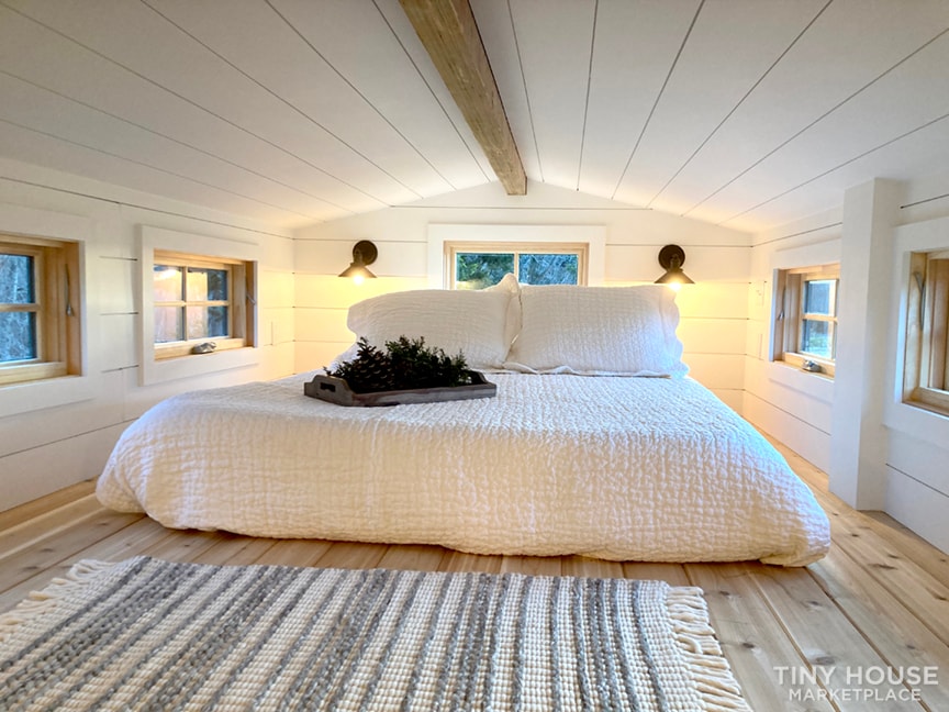 BELOW COST SALE ON NEW Roadster tiny house currently located in East Lyme, CT - Image 3 Thumbnail