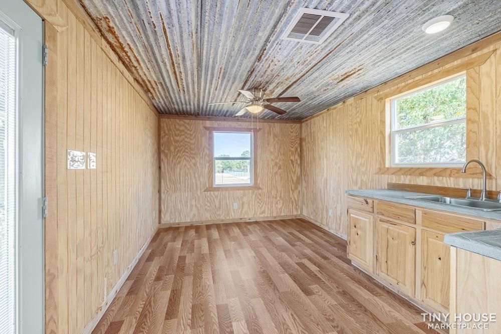 Rustic Ranch Style Tiny House - Image 4 Thumbnail