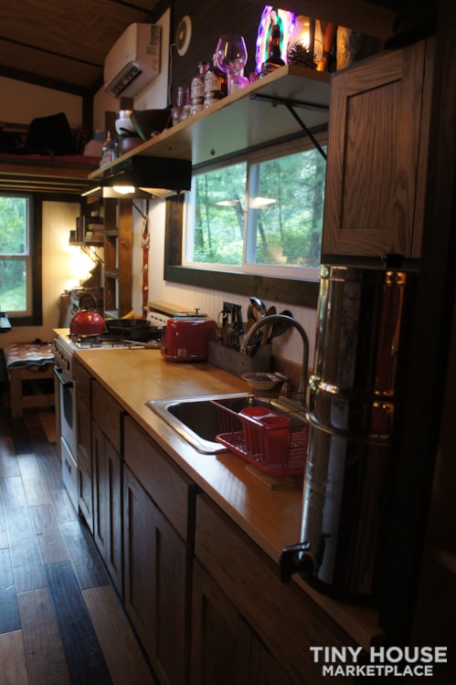Rustic Style 24 ft Tiny house we like to call Little Pine - Image 4 Thumbnail