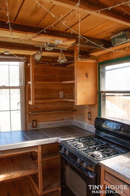 Rustic Tiny Home - Image 4 Thumbnail